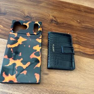 Flaunt - SQUARE Tortoise Print iPhone 17 Pro Max Case + Black Croq Magnet Wallet